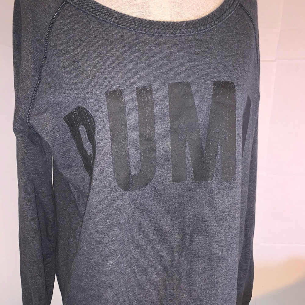 💚Puma Distressed Crewneck Sweatshirt